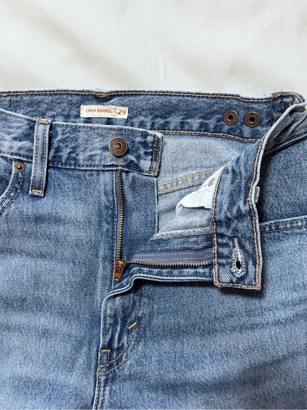 Levi's Cinch Barrel‎ Medium Wash Women's Denim Jeans Size 29 100% Cotton